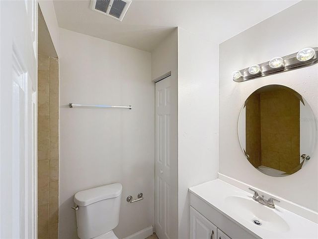 5103 STONEHAVEN COURT, Tampa, FL 33624