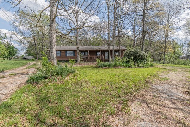 221 Forest Hills Drive, Charleston, TN 37310