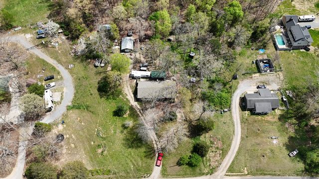 221 Forest Hills Drive, Charleston, TN 37310
