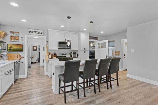 3516 Las Vegas Drive, Oceanside, CA 92054