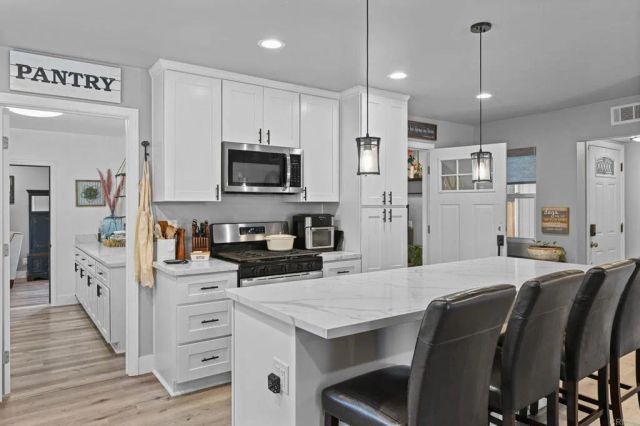 3516 Las Vegas Drive, Oceanside, CA 92054