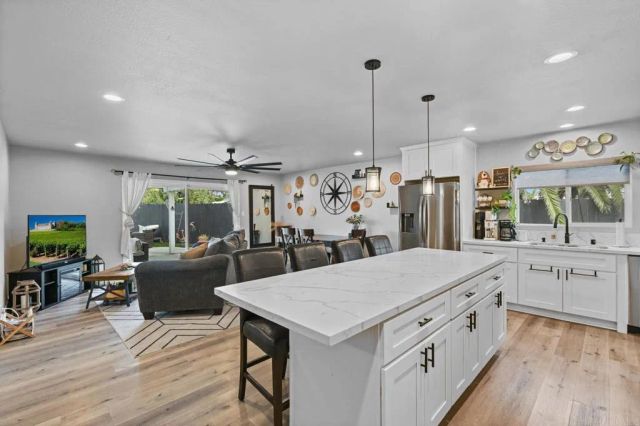 3516 Las Vegas Drive, Oceanside, CA 92054