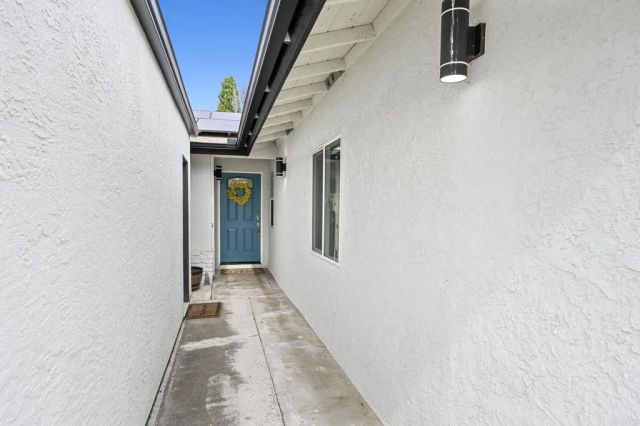 3516 Las Vegas Drive, Oceanside, CA 92054