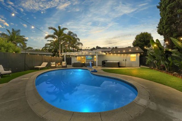 3516 Las Vegas Drive, Oceanside, CA 92054