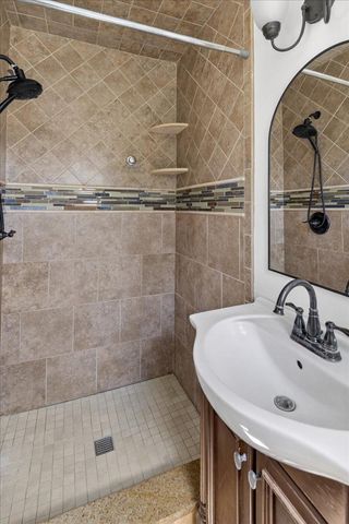 21 ALLWOOD DR, Lawrence, NJ 08648