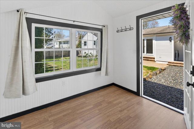 21 ALLWOOD DR, Lawrence, NJ 08648