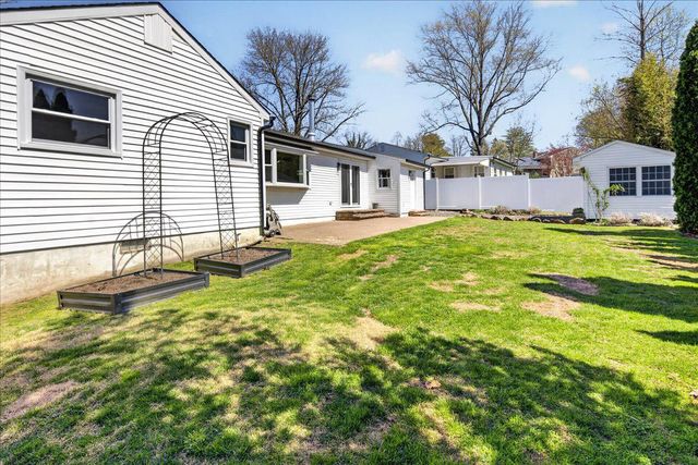 21 ALLWOOD DR, Lawrence, NJ 08648