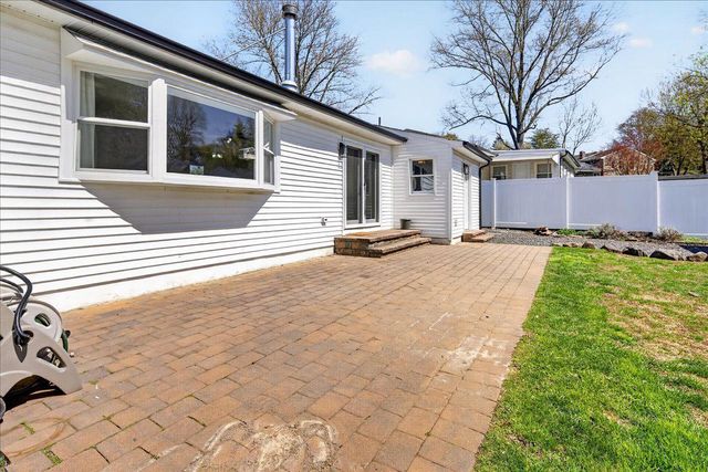 21 ALLWOOD DR, Lawrence, NJ 08648