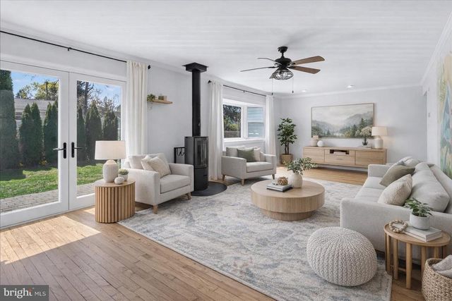 21 ALLWOOD DR, Lawrence, NJ 08648