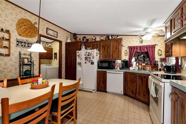 7287 Williams Road, Flowery Branch, GA 30542