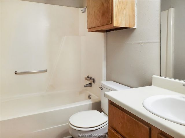 304 Manuel Drive A-D, College Station, TX 77840