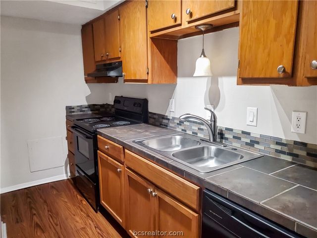 304 Manuel Drive A-D, College Station, TX 77840
