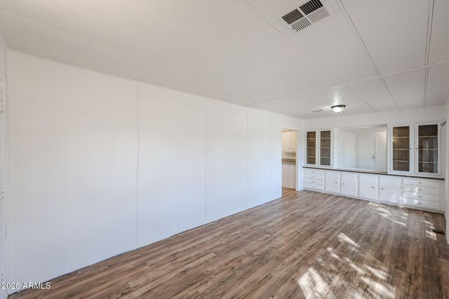 18414 N 5TH Place, Phoenix, AZ 85022