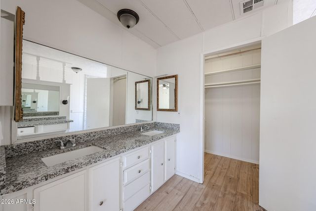 18414 N 5TH Place, Phoenix, AZ 85022