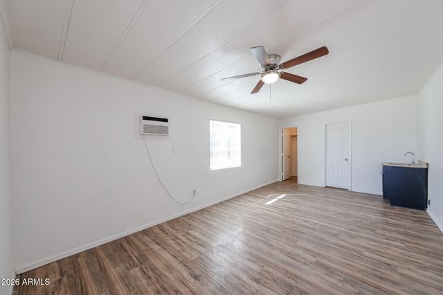 18414 N 5TH Place, Phoenix, AZ 85022