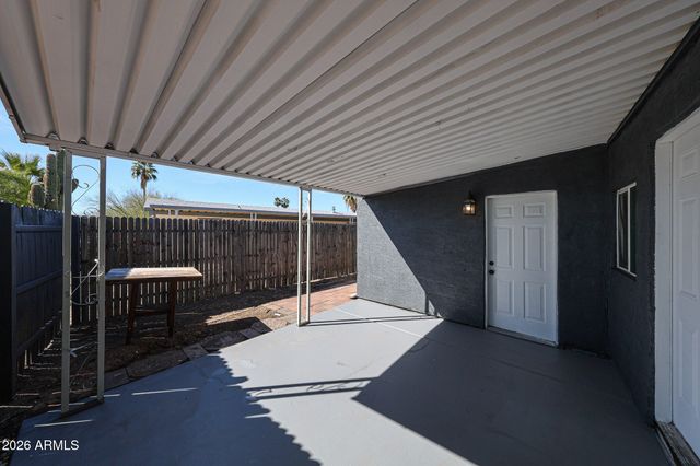 18414 N 5TH Place, Phoenix, AZ 85022