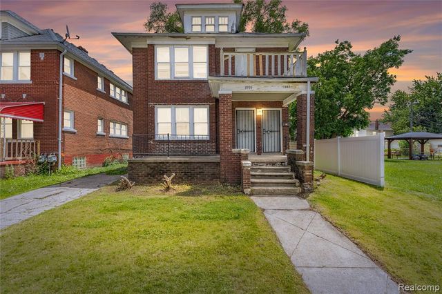 1995 Kendall Street, Detroit, MI 48238