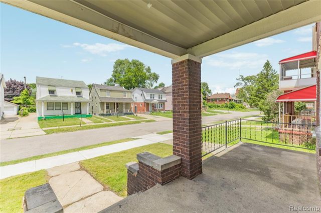 1995 Kendall Street, Detroit, MI 48238