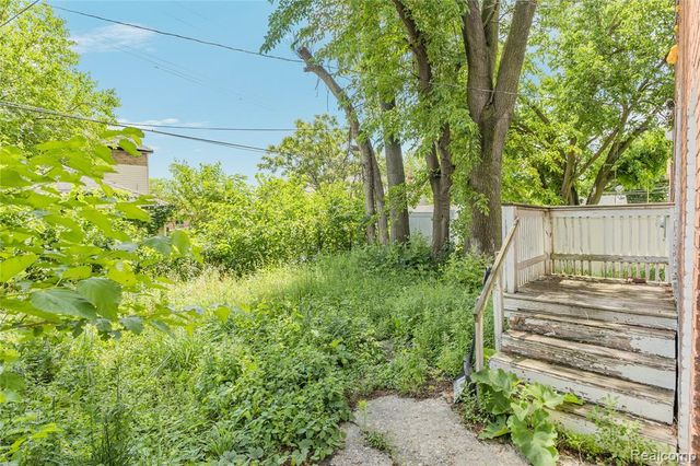 1995 Kendall Street, Detroit, MI 48238