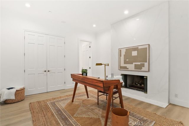 238 Lake Sherwood Drive, Lake Sherwood, CA 91361