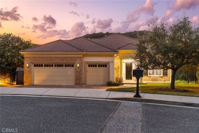 238 Lake Sherwood Drive, Lake Sherwood, CA 91361