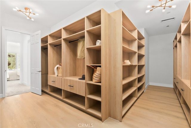 238 Lake Sherwood Drive, Lake Sherwood, CA 91361