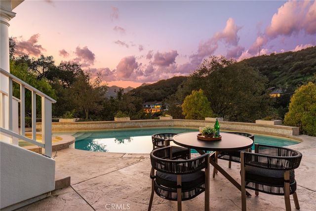 238 Lake Sherwood Drive, Lake Sherwood, CA 91361