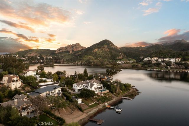 238 Lake Sherwood Drive, Lake Sherwood, CA 91361