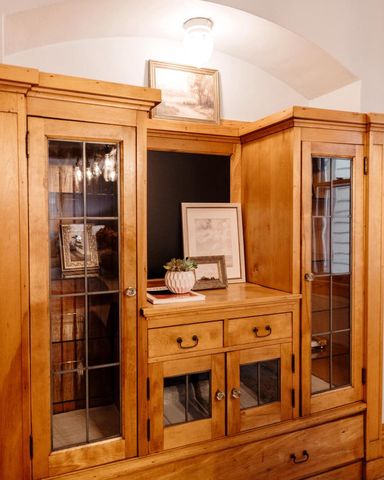 3046 N Newhall STREET, Milwaukee, WI 53211