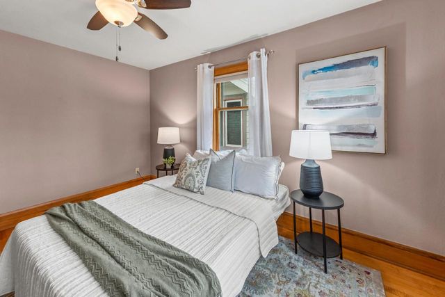 3046 N Newhall STREET, Milwaukee, WI 53211