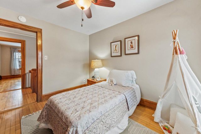 3046 N Newhall STREET, Milwaukee, WI 53211