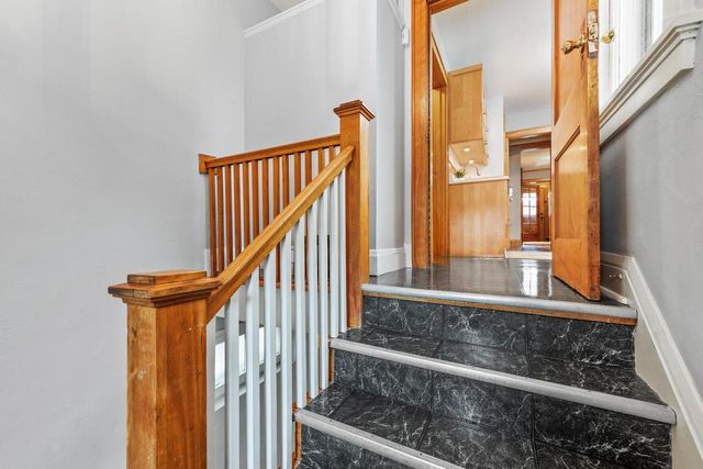 3046 N Newhall STREET, Milwaukee, WI 53211