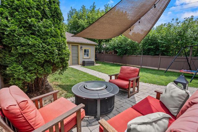 3046 N Newhall STREET, Milwaukee, WI 53211