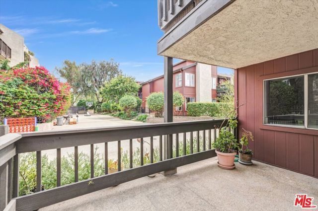 5036 Maytime Lane, Culver City, CA 90230