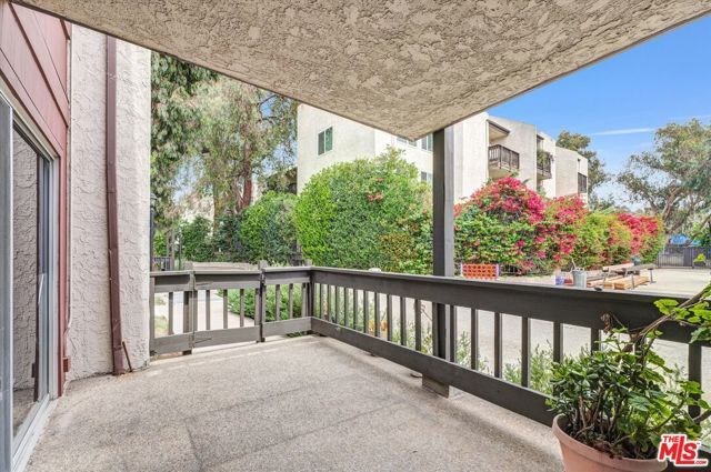 5036 Maytime Lane, Culver City, CA 90230
