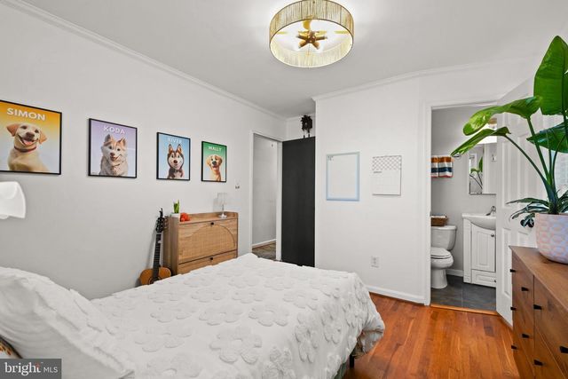 2114 N EARLEY ST, Alexandria, VA 22302