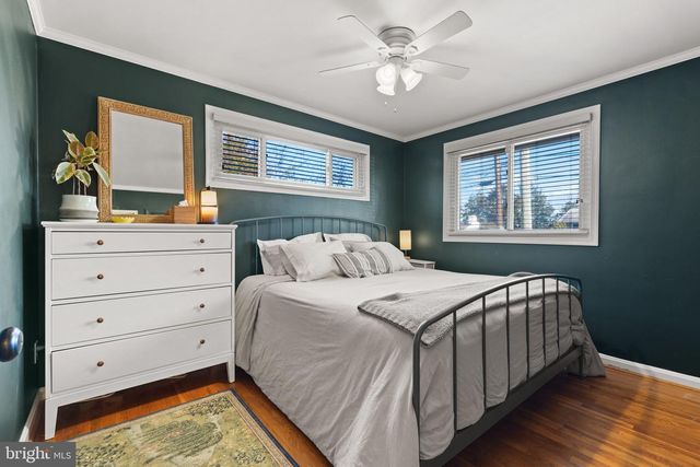 2114 N EARLEY ST, Alexandria, VA 22302