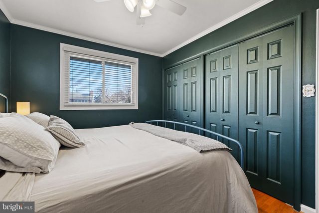 2114 N EARLEY ST, Alexandria, VA 22302