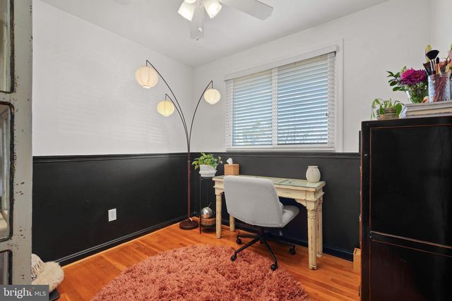 2114 N EARLEY ST, Alexandria, VA 22302