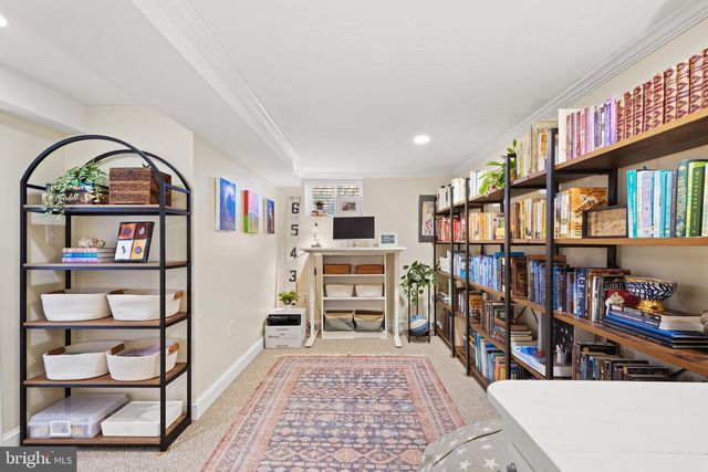 2114 N EARLEY ST, Alexandria, VA 22302