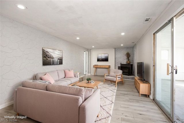 3820 Seneca Street, Stow, OH 44224