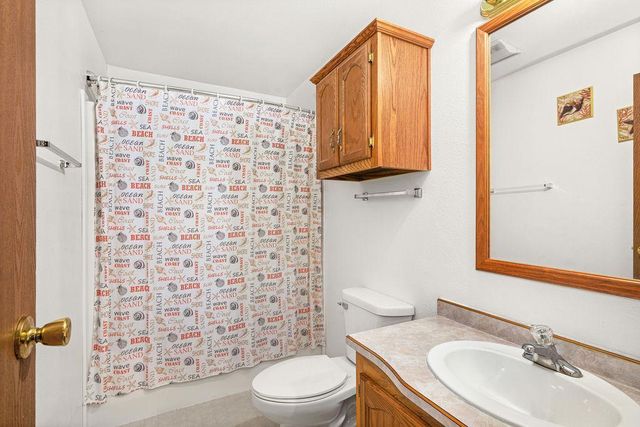 63 S Elder Dr., Duluth, MN 55810