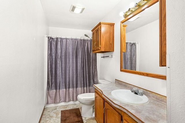 63 S Elder Dr., Duluth, MN 55810