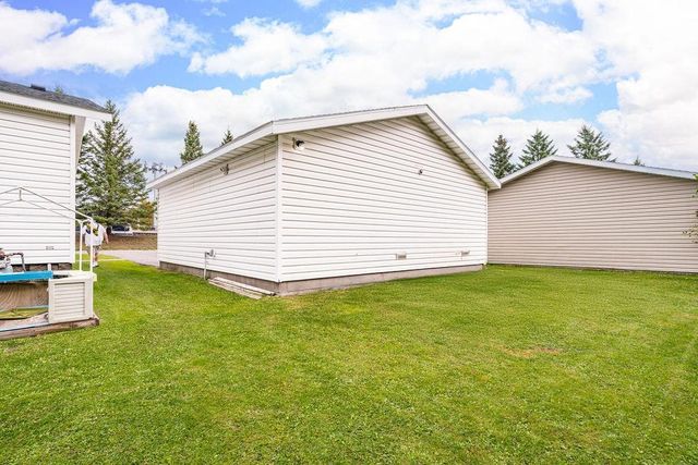 63 S Elder Dr., Duluth, MN 55810