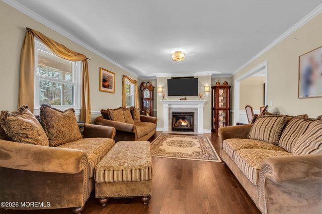 35 Yorkshire Drive, Toms River, NJ 08753