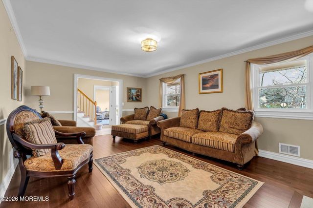 35 Yorkshire Drive, Toms River, NJ 08753