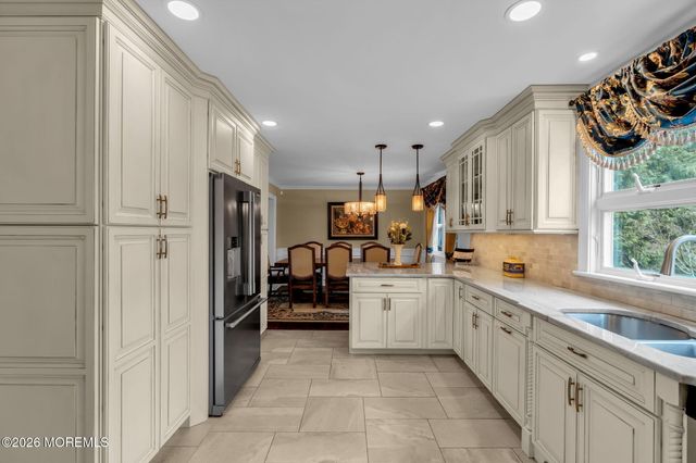 35 Yorkshire Drive, Toms River, NJ 08753