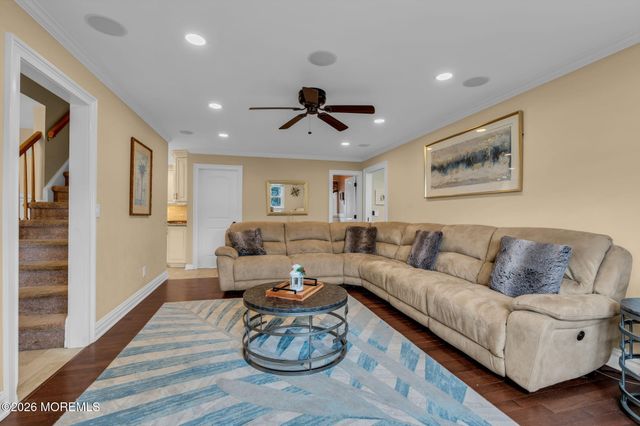 35 Yorkshire Drive, Toms River, NJ 08753