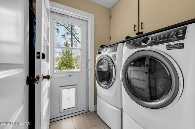 35 Yorkshire Drive, Toms River, NJ 08753