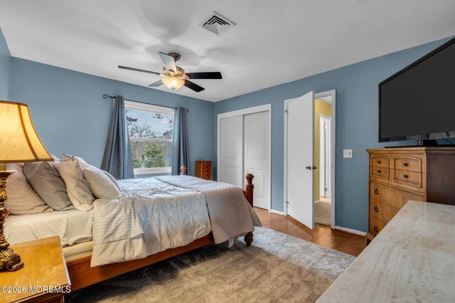 35 Yorkshire Drive, Toms River, NJ 08753